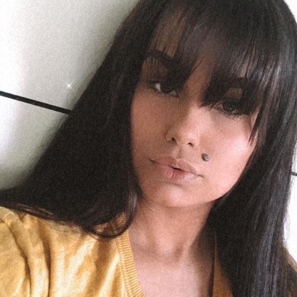 Meet your Posher, Jess - Picture 1 of 1